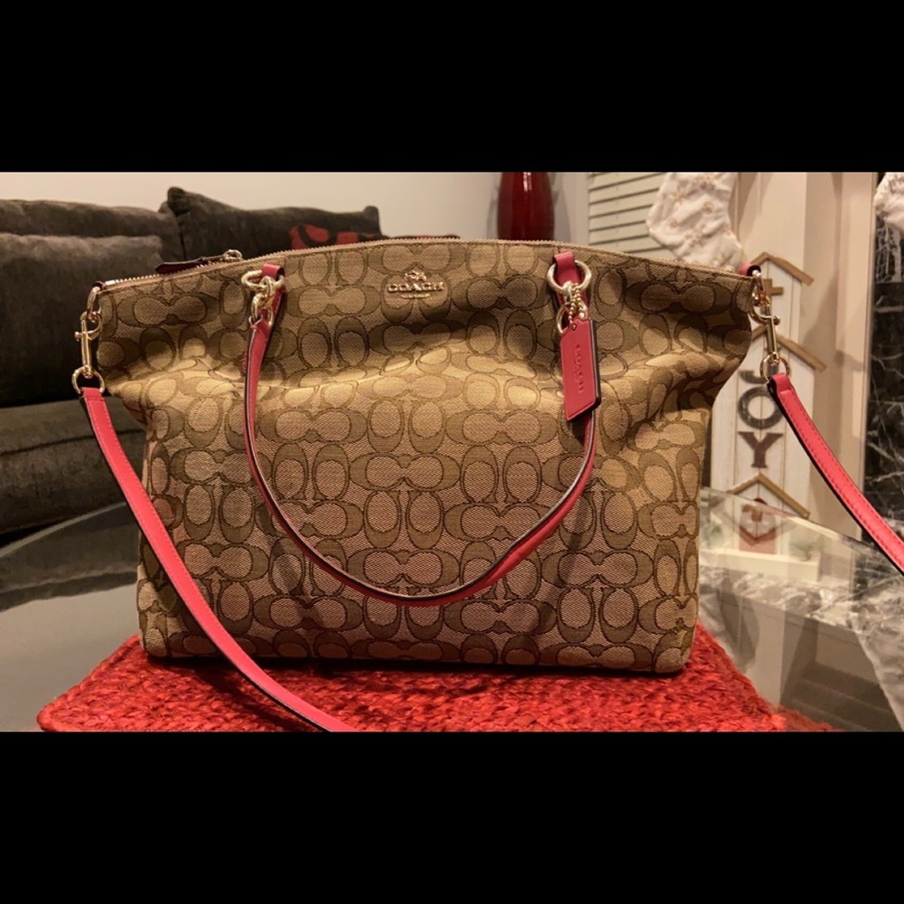 Coach purse - Picture 2 of 7